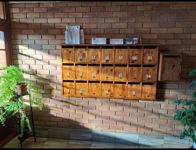 1 BEDROOM APARTMENT FOR SALE IN PELHAM